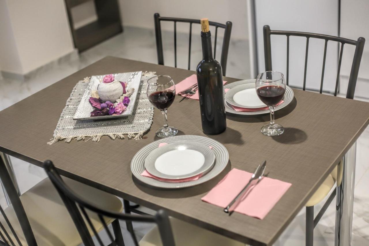 Del Sol #2 Meteora Luxurious Family Suites Kalampáka Ngoại thất bức ảnh