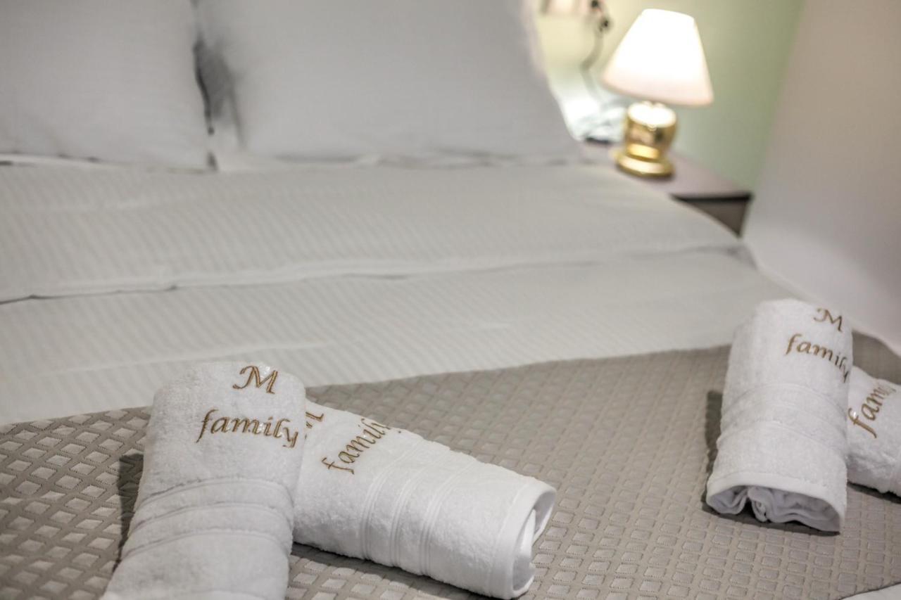 Del Sol #2 Meteora Luxurious Family Suites Kalampáka Ngoại thất bức ảnh